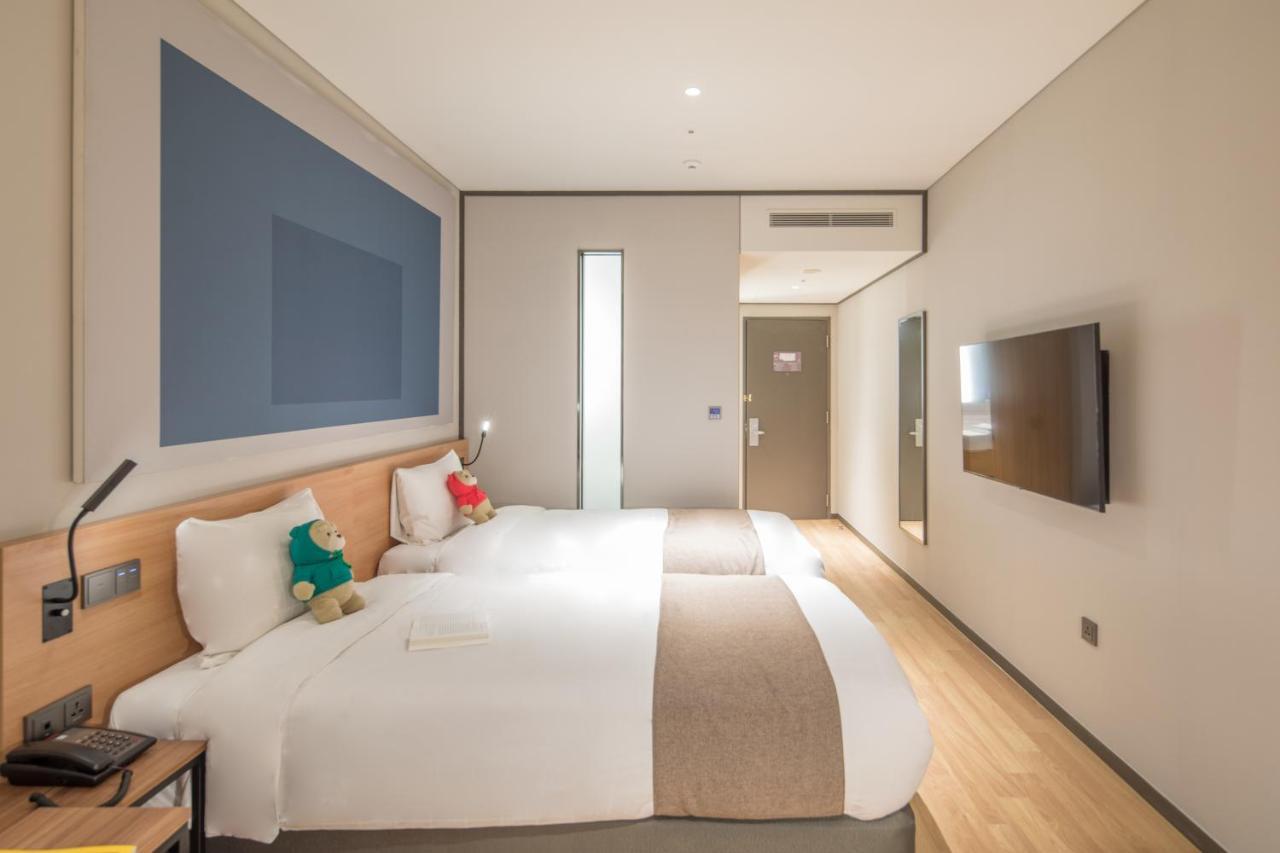 Ibis Ambassador Suwon Hotel Exterior foto