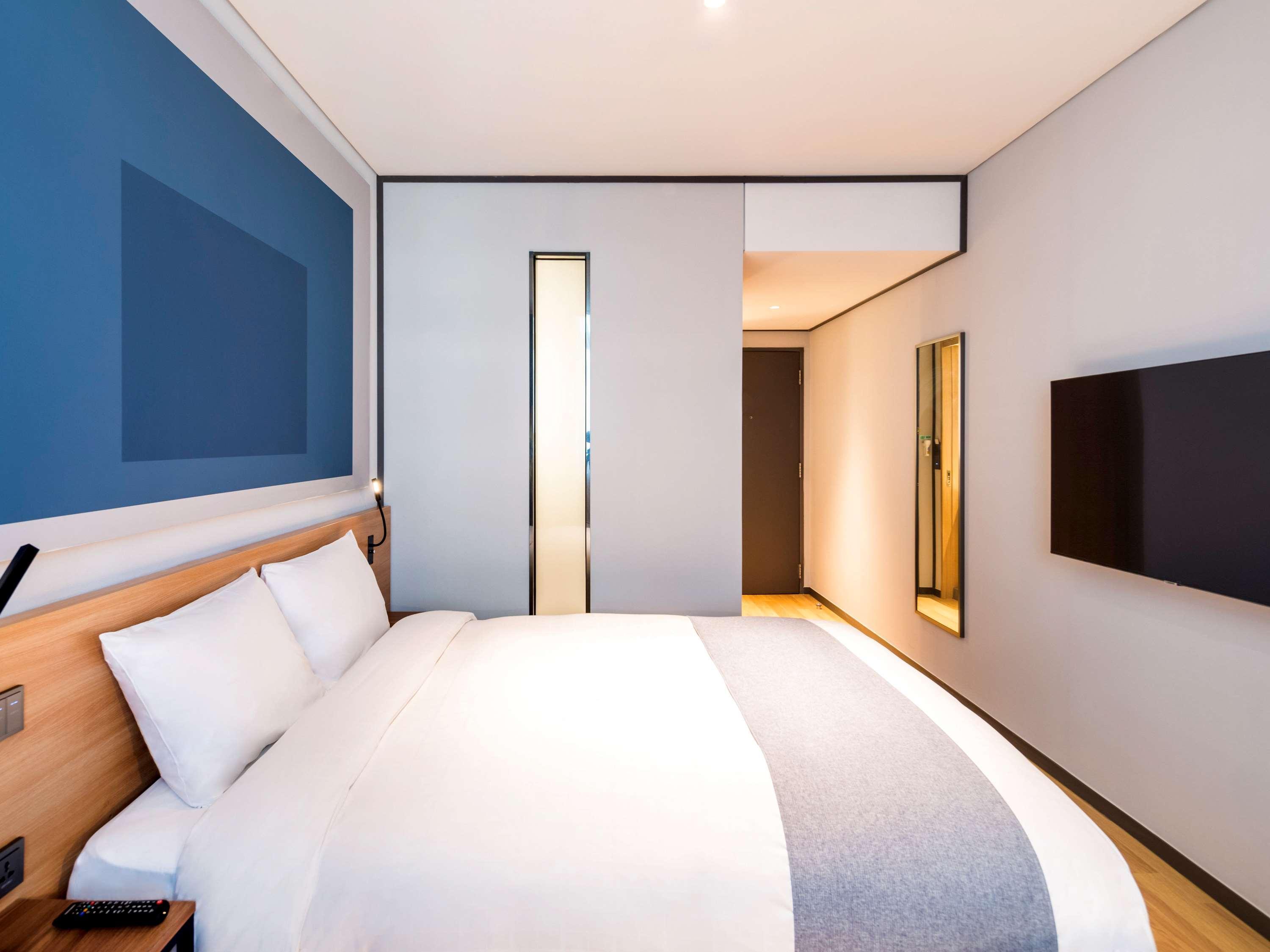 Ibis Ambassador Suwon Hotel Exterior foto
