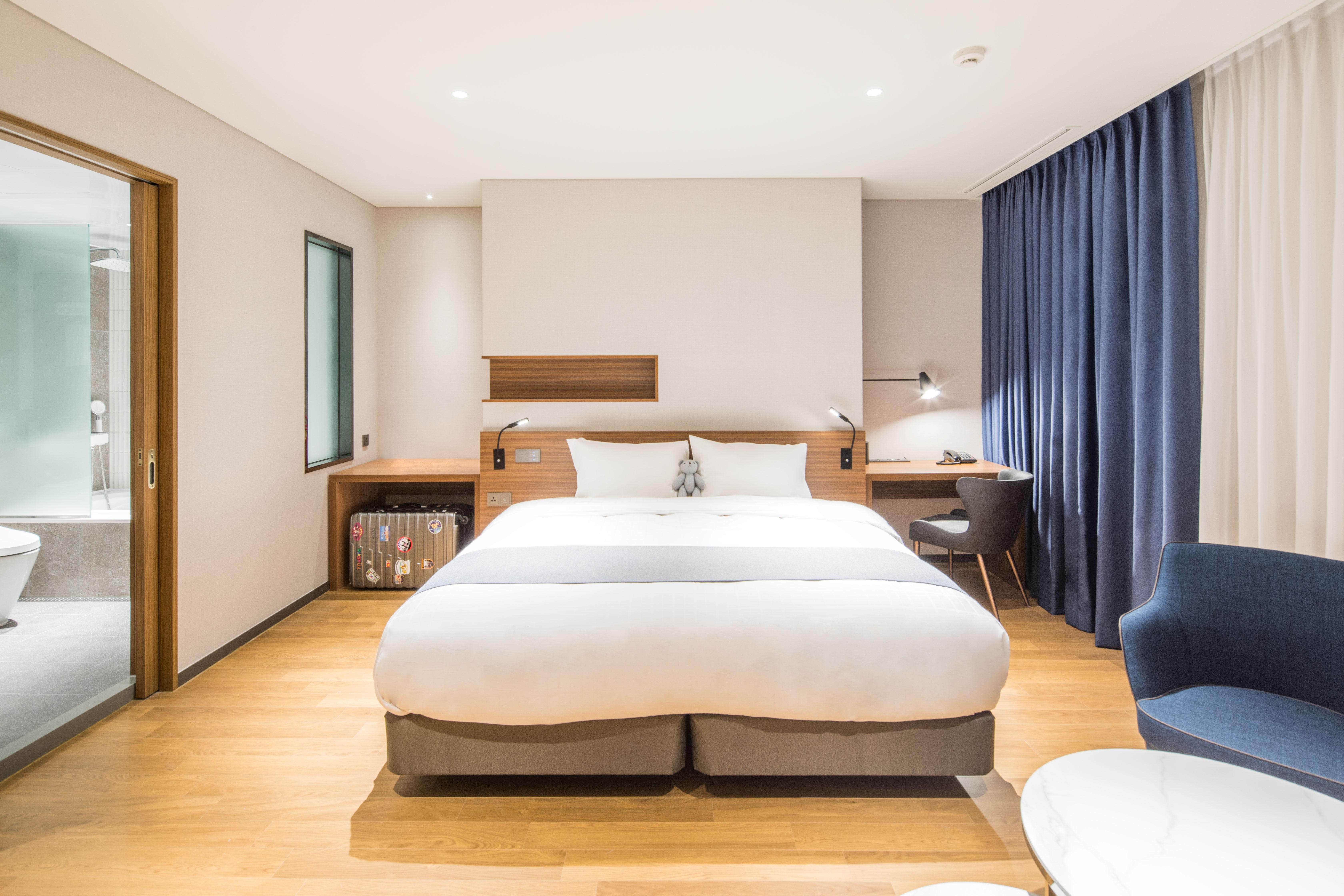 Ibis Ambassador Suwon Hotel Exterior foto